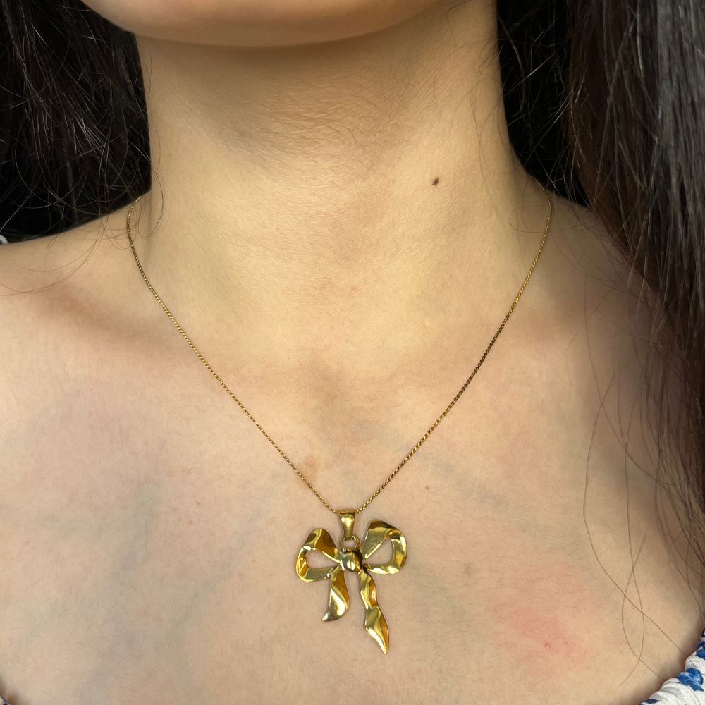 Structured Bow Necklace - 18K Gold Plated