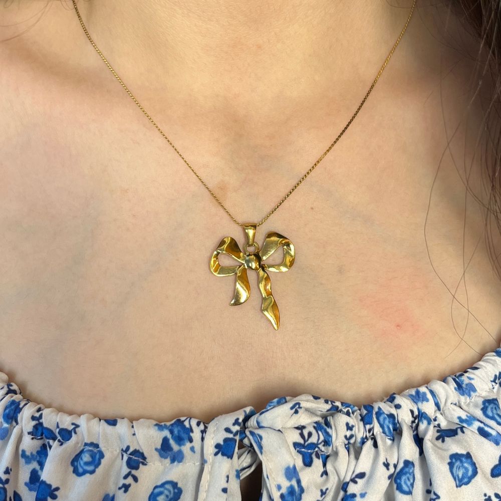 Structured Bow  Necklace - 18K Gold Plated