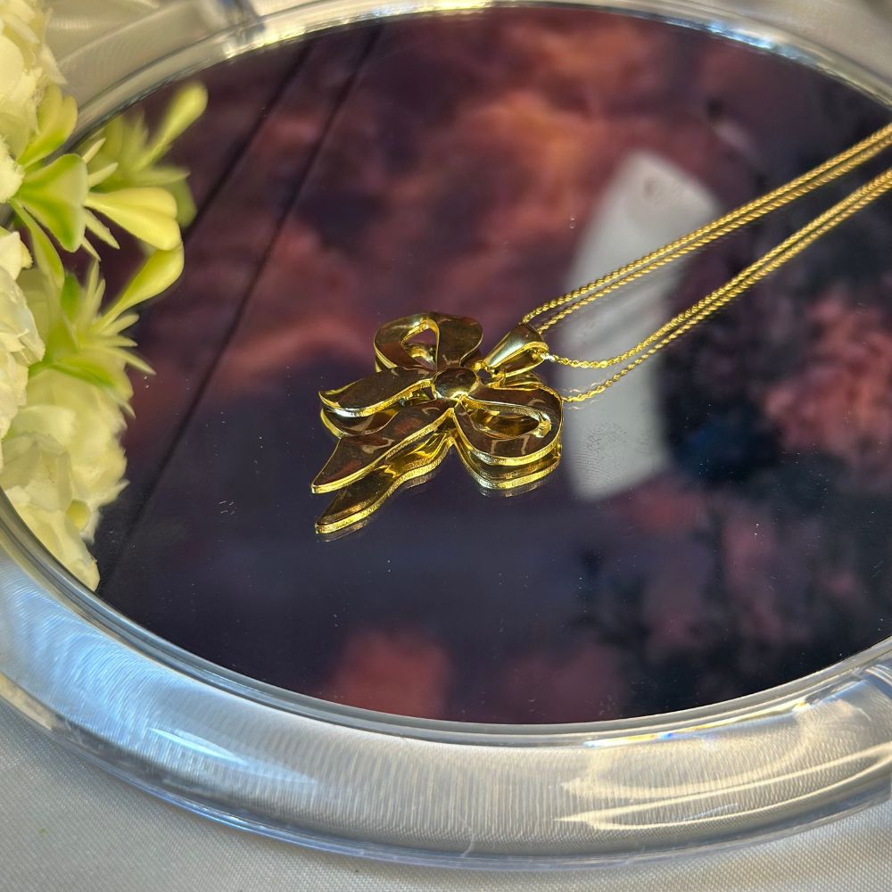 Structured Bow  Necklace - 18K Gold Plated