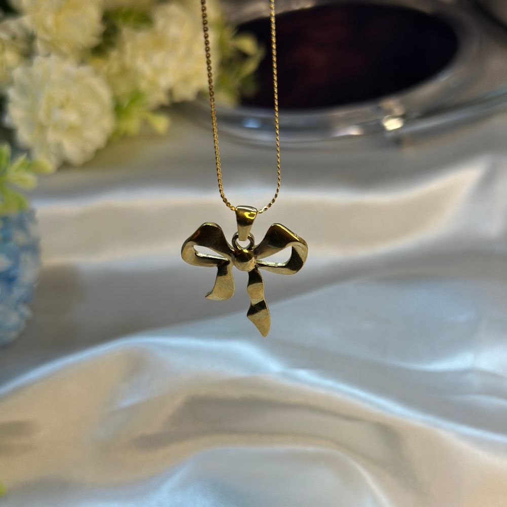 Structured Bow  Necklace - 18K Gold Plated